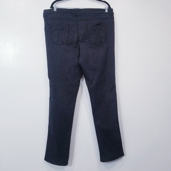 Tripp NYC Skull Studded Mid Rise Skinny Black Jeans - Picture 3 of 13